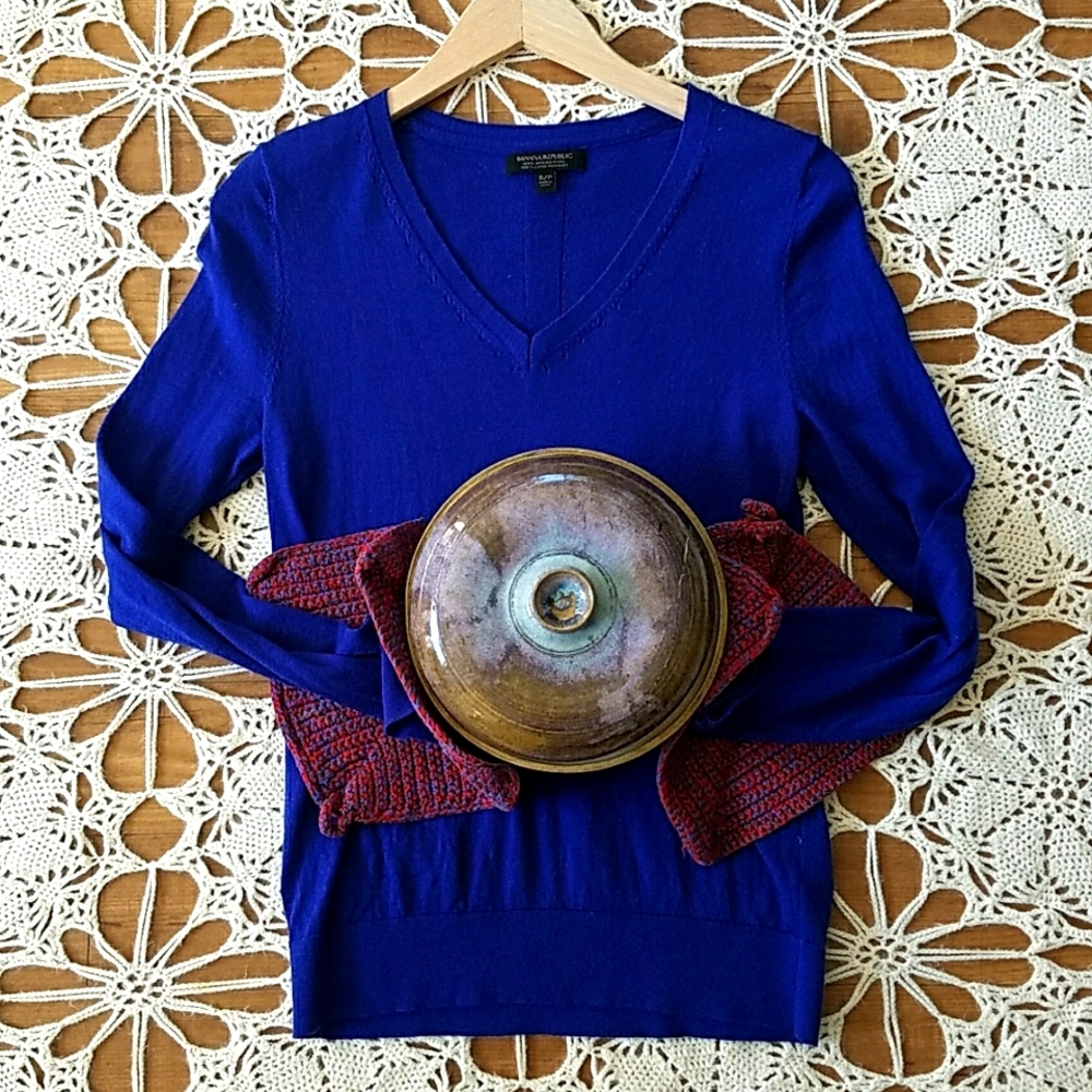 100% Merino Wool Cobalt Blue V-neck Sweater
